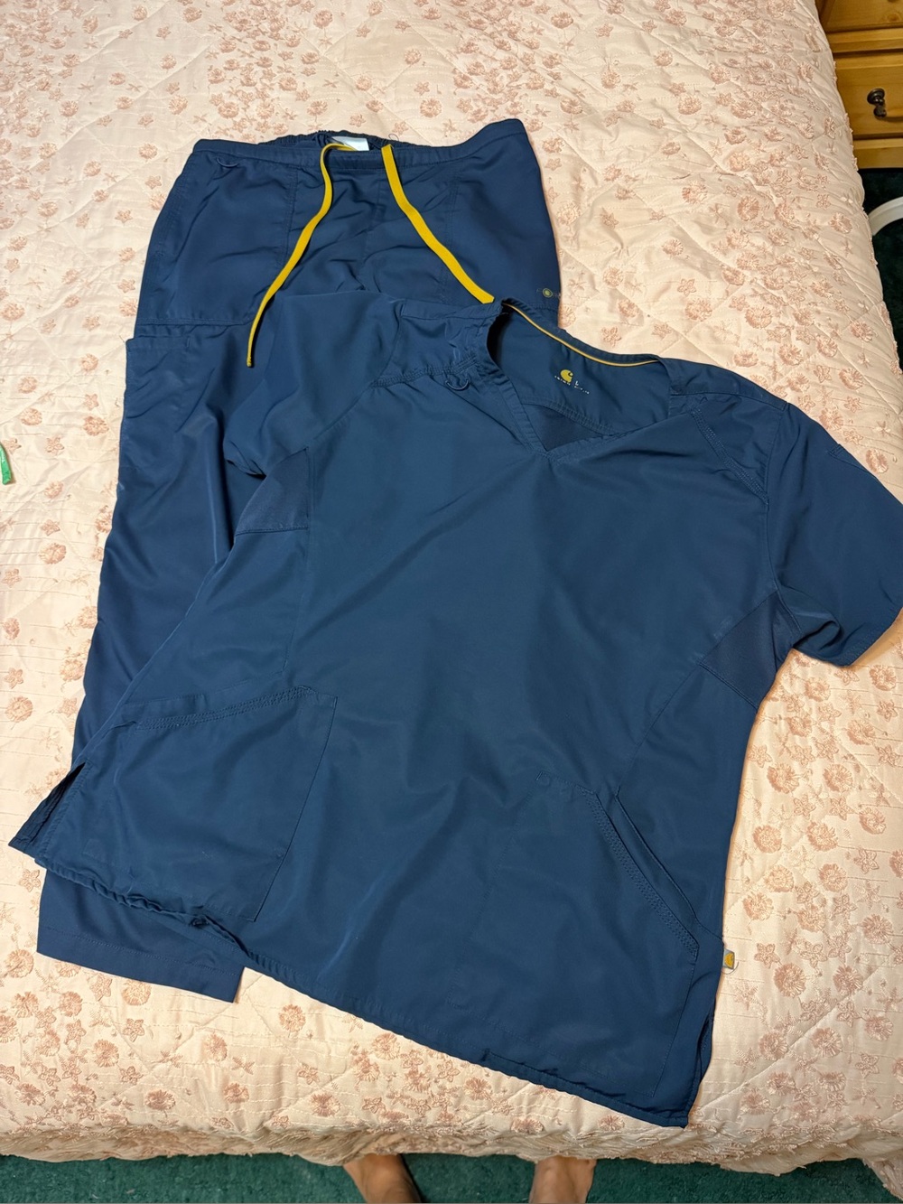 Carhartt Force Liberty Medical Scrub Set - Navy Blue (Size large)